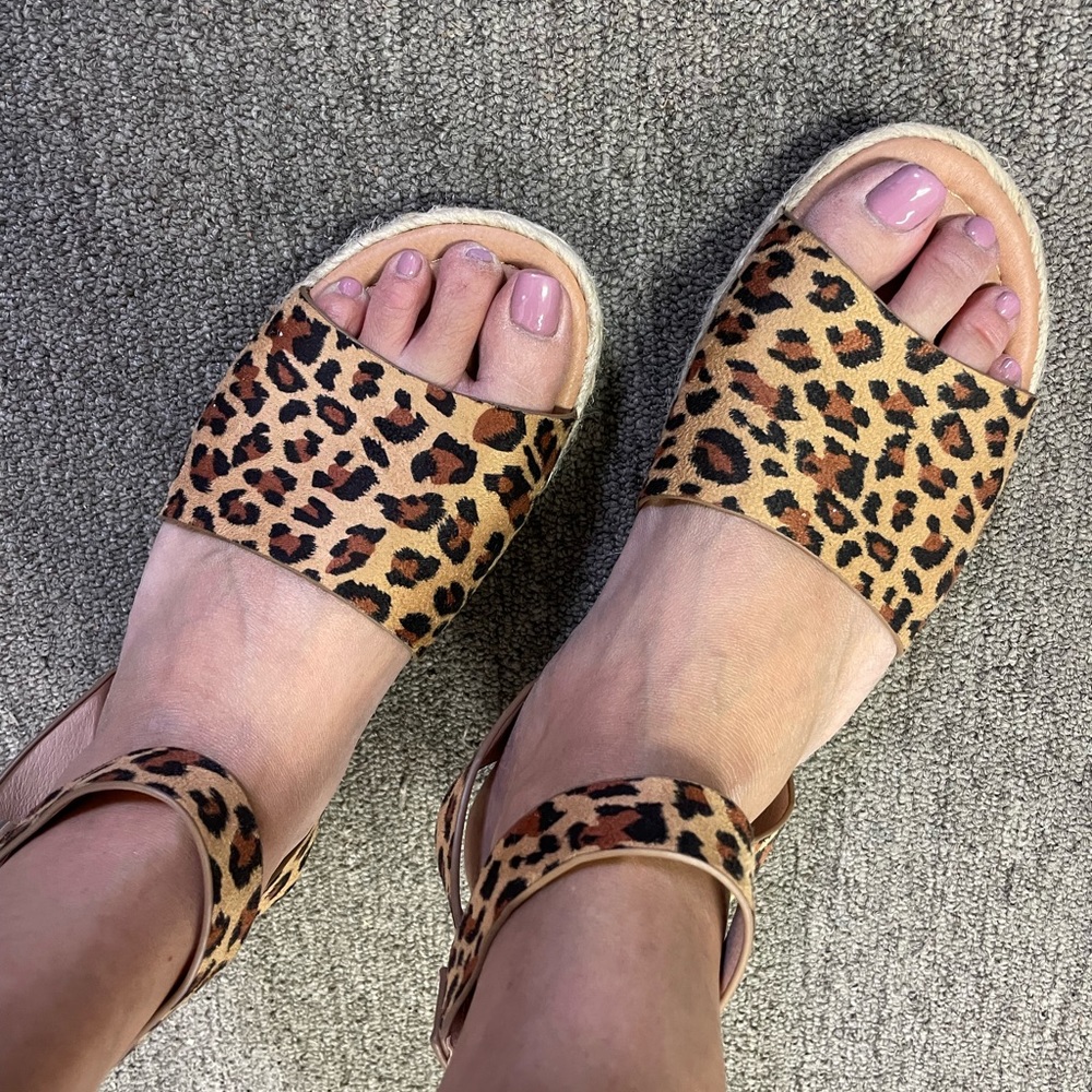 Leopard print Buckle Strap Espadrille sandals - Picture 5 of 11